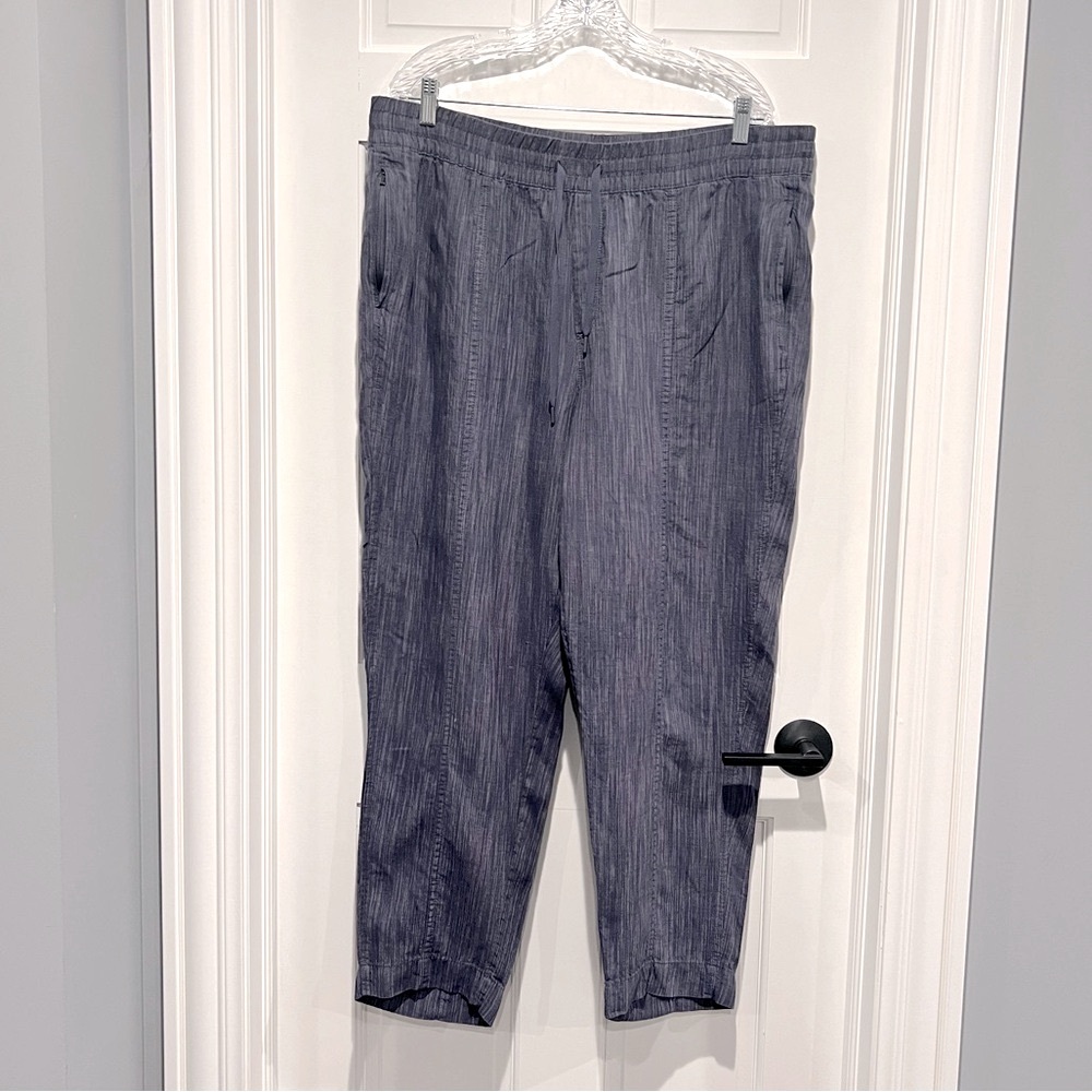 Athleta Blue Ankle Pants - Picture 2 of 6
